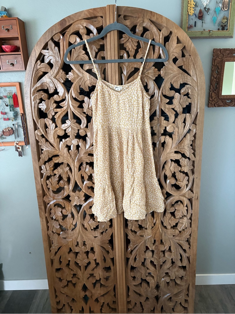 Billabong Cream Floral Spaghetti-Strap Mini Dress